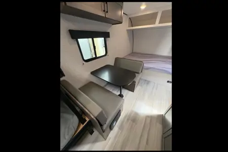 Family Fun - Starcraft Autumn Ridge 177BH Travel Trailer