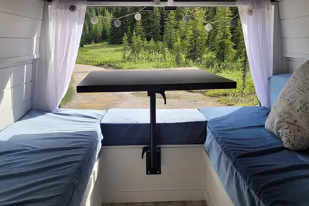 Cozy custom crafted van with Shower, Toilet, Heat, Solar and more!