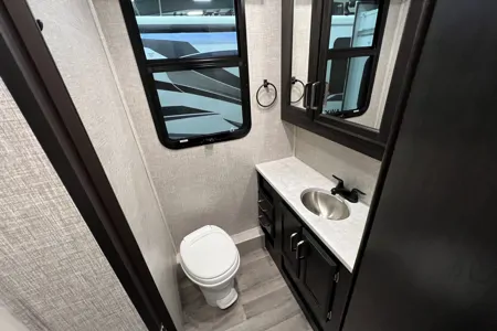 Dustin's Jayco Greyhawk Class C