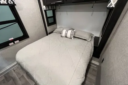 Dustin's Jayco Greyhawk Class C