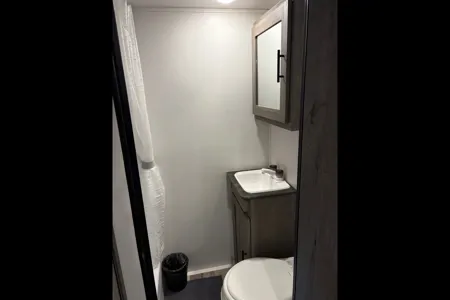 Adventure Bunkhouse w/ Slide Out-Easy Tow Camper Sleeps 5