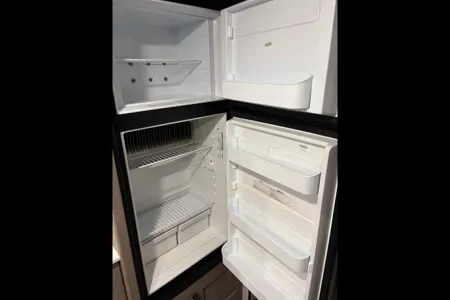 Adventure Bunkhouse w/ Slide Out-Easy Tow Camper Sleeps 5