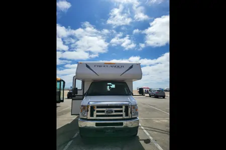 Coachman  Ford Wealth Wagon