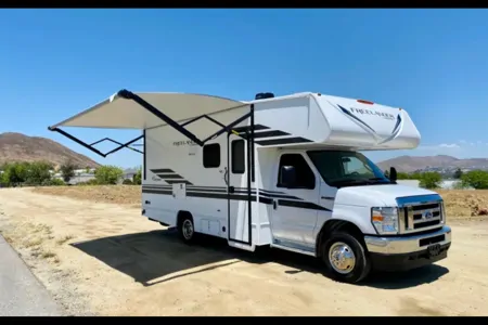 Coachman  Ford Wealth Wagon
