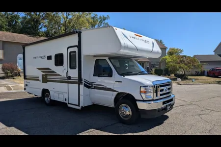 Coachman  Ford Wealth Wagon