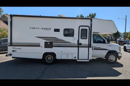 Coachman  Ford Wealth Wagon