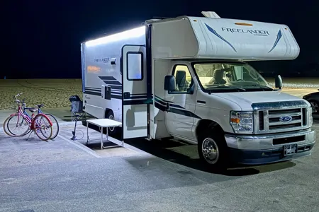 Coachman  Ford Wealth Wagon