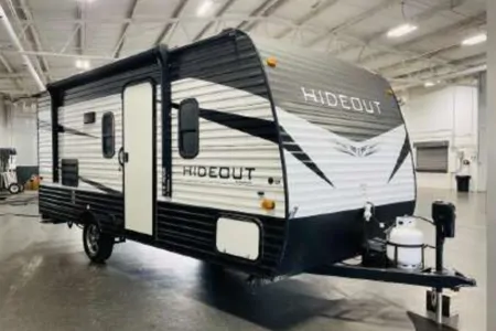 T-S's Keystone 17b Travel Trailer