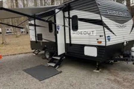 T-S's Keystone 17b Travel Trailer