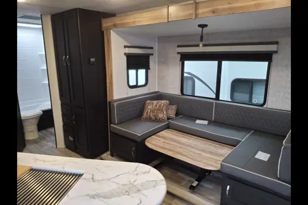 Coachmen 257BHS Travel Trailer