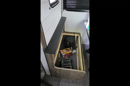 Jay's Heartland Pioneer bh270