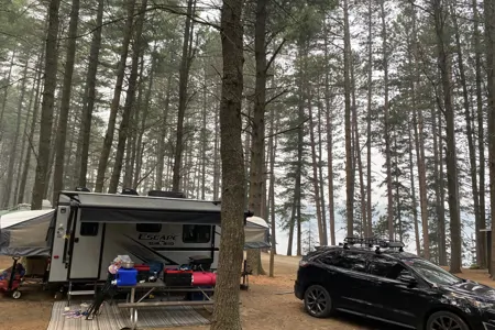 ✨ STRESS-FREE GETAWAY ✨ | We Deliver & Set Up! | Sleeps 6 | Modern Hybrid