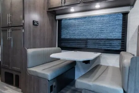 James and Desiree's Family Friendly Home on Wheels