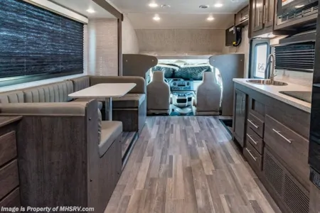 James and Desiree's Family Friendly Home on Wheels