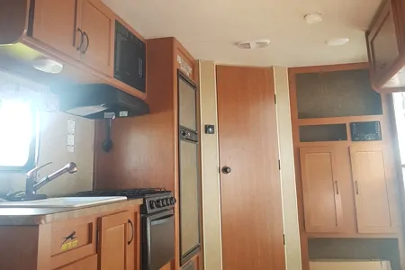 Grey Wolf Toy Hauler