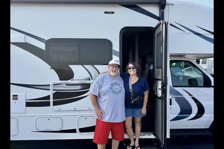 Mike & Cindy's Entegra Coach Odyssey 29V Class C