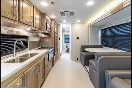 Mike & Cindy's Entegra Coach Odyssey 29V Class C