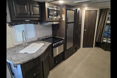 Meet "Rudy"- Starcraft Launch Travel Trailer