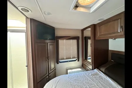 Nor-Cal RV Rental Jayco Greyhawk 31FK Class C