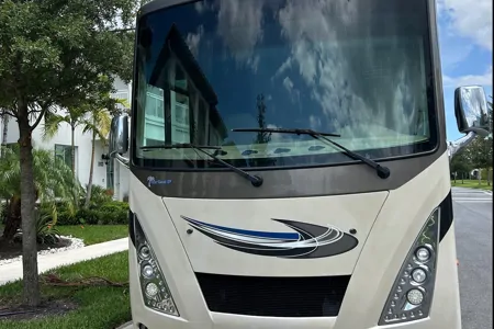 J&FW’s Thor Motor Coach 34J Windsport Class A