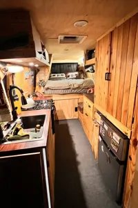 Dodge Sprinter 170” 4-season camper