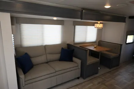 Adventure-Ready 2024 Prime Time Tracer 28BHS Travel Trailer