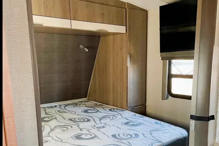 Barb 's Grand Design Imagine 2600 RB Travel Trailer