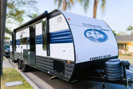 🐺 Sugar Wolf 🐺 Dual Entry • Double Bunks • Slide-Out • Sleeps 8