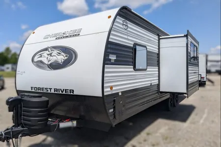 🐺 Sugar Wolf 🐺 Dual Entry • Double Bunks • Slide-Out • Sleeps 8