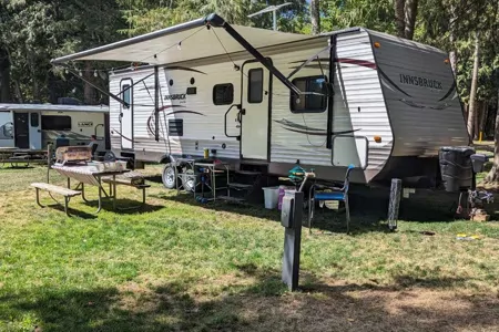 Christina's Gulfstream INNSBRUCK SUPREME Travel Trailer