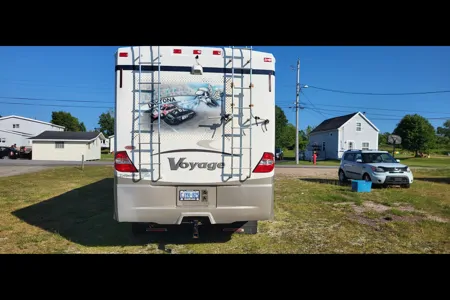 Squibbies Winnebago Voyage Class A