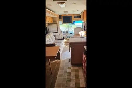 Squibbies Winnebago Voyage Class A