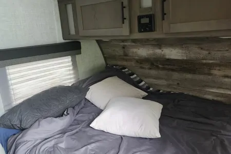 John's Gulf Stream 199DS Travel Trailer