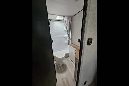 Terrah's Starcraft BHS26 Travel Trailer