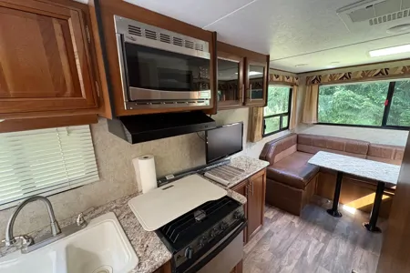 Tracer Tracer Air Travel Trailer