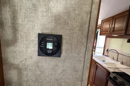 Tracer Tracer Air Travel Trailer