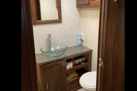 Michael's Forest River 352qs Class A