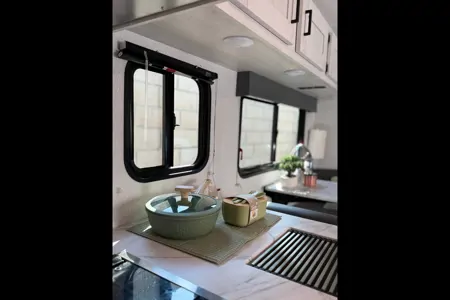 Brand New Forest River Entrada 3100FB Luxury Easy to drive Class C sleep up to 10