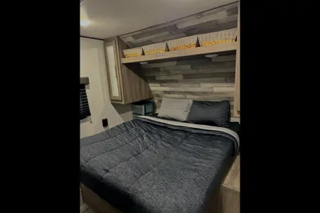 2022 CrossRoads RV Zinger ZR290KB