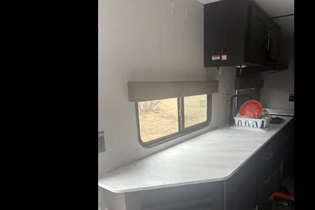 Country Cruz...Keystone Springdale Mini Travel Trailer