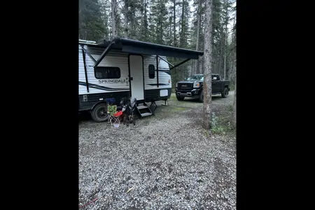 Country Cruz...Keystone Springdale Mini Travel Trailer