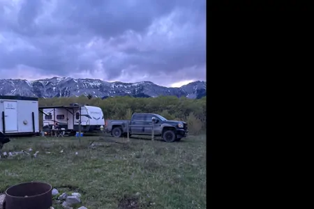 Country Cruz...Keystone Springdale Mini Travel Trailer