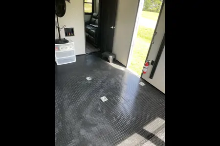 Britany’s Jayco Seismic 403T Fifth Wheel