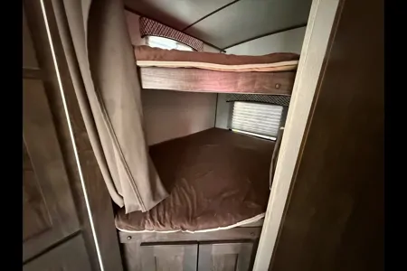 Kelvin's Luxury Cruiser RV Embrace EL275 Travel Trailer