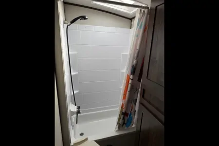 Kelvin's Luxury Cruiser RV Embrace EL275 Travel Trailer