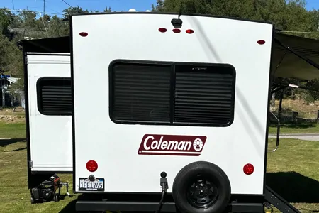 Lake Life?! Coleman Dutchman 2715R 