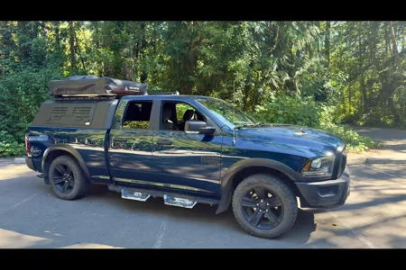 MIKE's Ram 1500 Classic 4x4 - TRUCK with Rooftoptent and 270 degree Awning