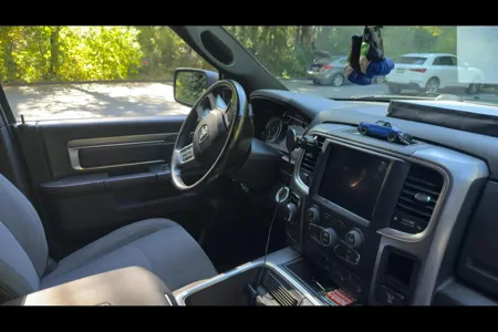 MIKE's Ram 1500 Classic 4x4 - TRUCK with Rooftoptent and 270 degree Awning