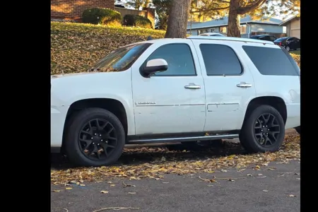 Ruben's GMC Yukon denali Campervan