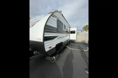 Beautiful Brand-New RV- Spacious, Comfortable, and Family-Ready! ✨